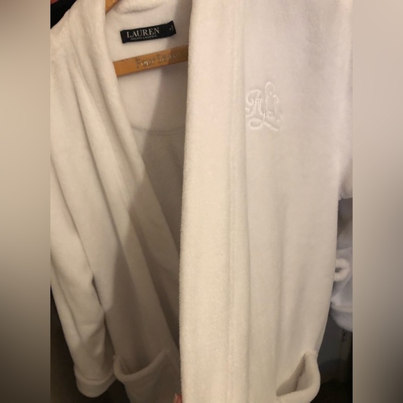 Ralph Lauren Soft White Robe With Gift ? - Picture 3 of 11